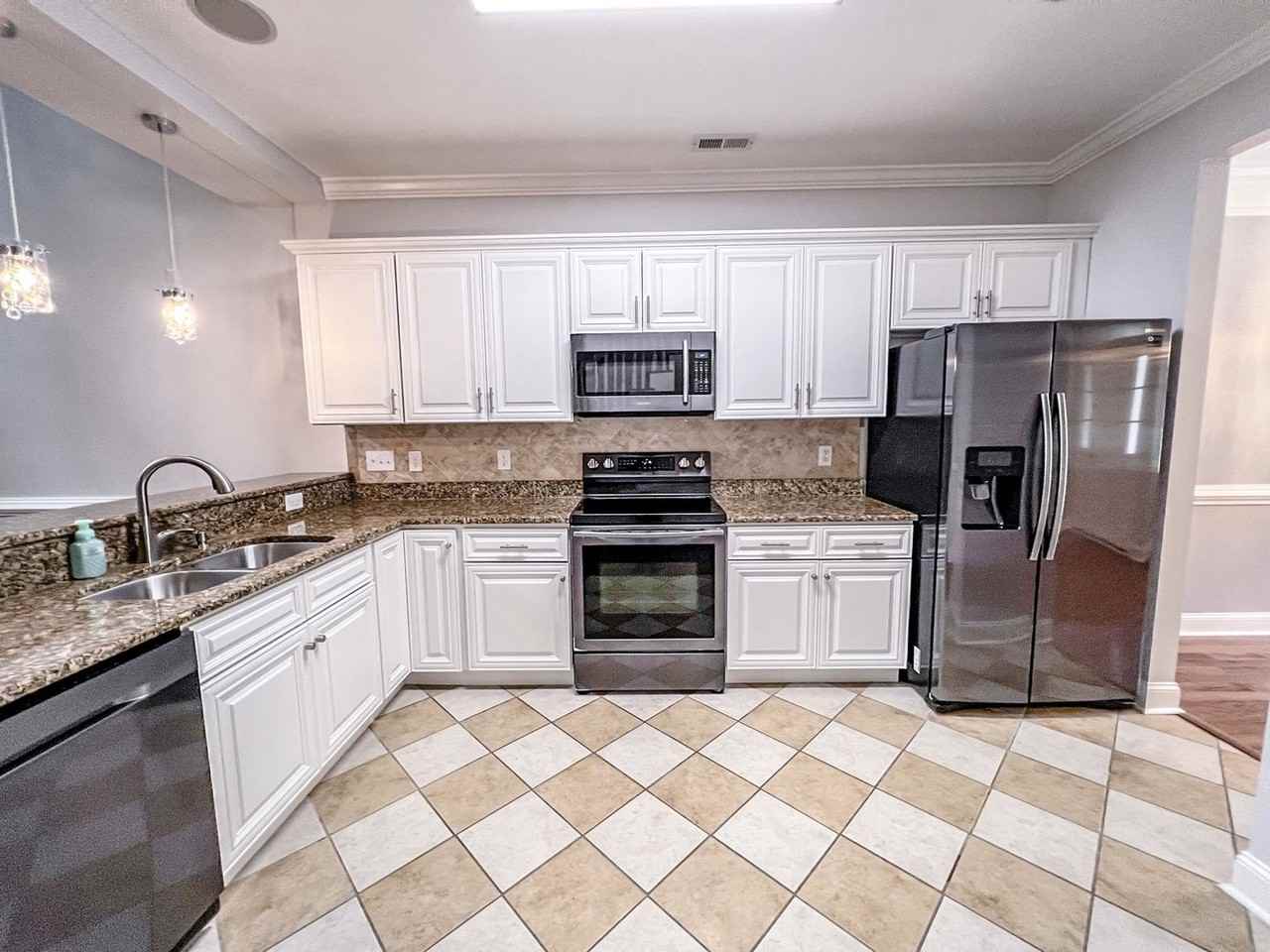 344 Bahama Loop - Photo 5 of 24