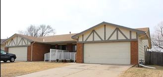 3160 S Bunker Hl - Photo 1 of 1