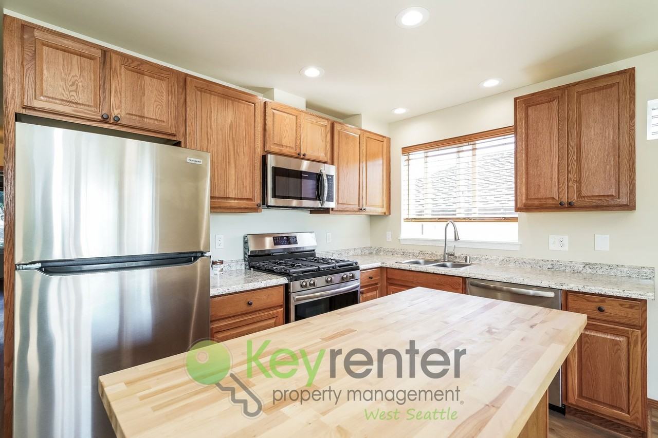 3233 Walnut Ave Sw - Photo 5 of 18