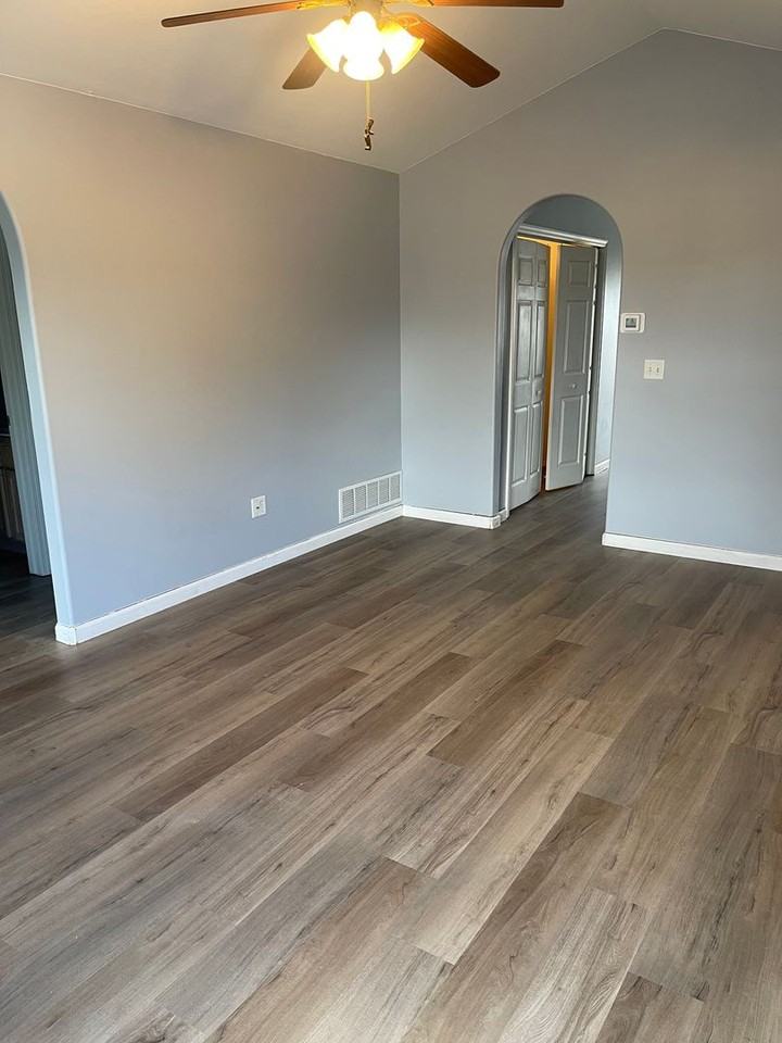 741 N River Rock Dr - Photo 3 of 21