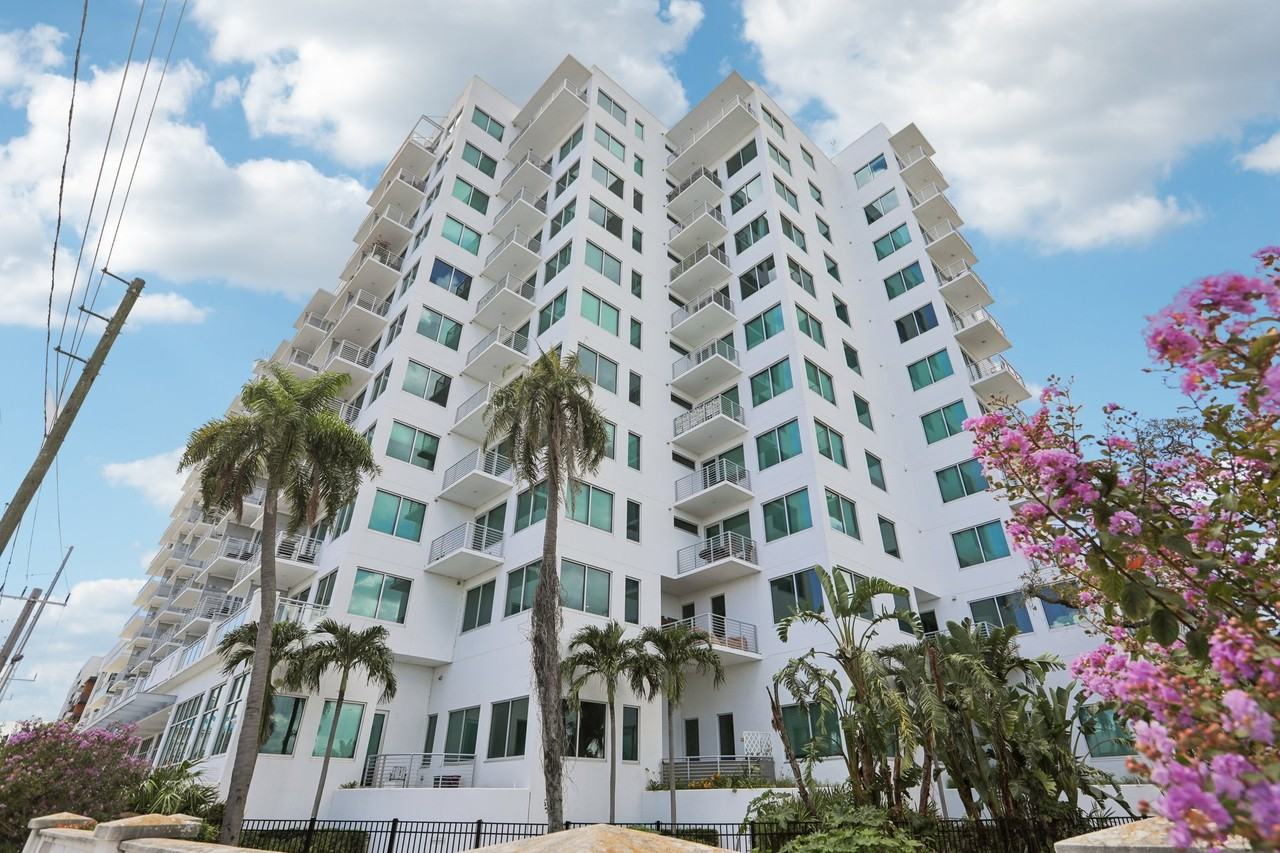 Vantage St. Pete - Photo 5 of 50