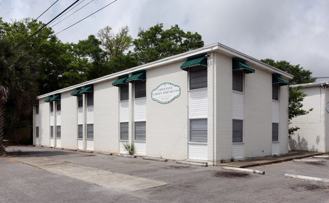 1103 N 15th Ave - Photo 1 of 1