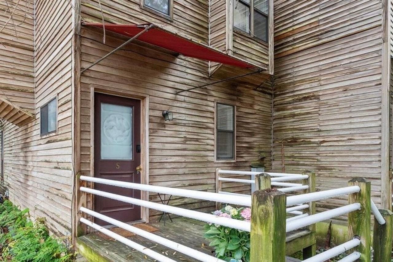 130 E Longview St