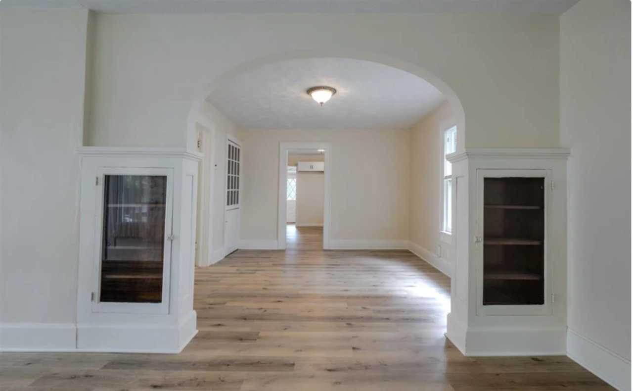 38 S 20th St - Photo 4 of 10