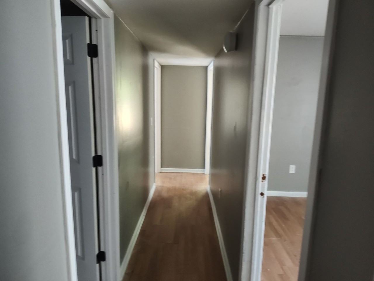 803 W High St - Photo 2 of 12