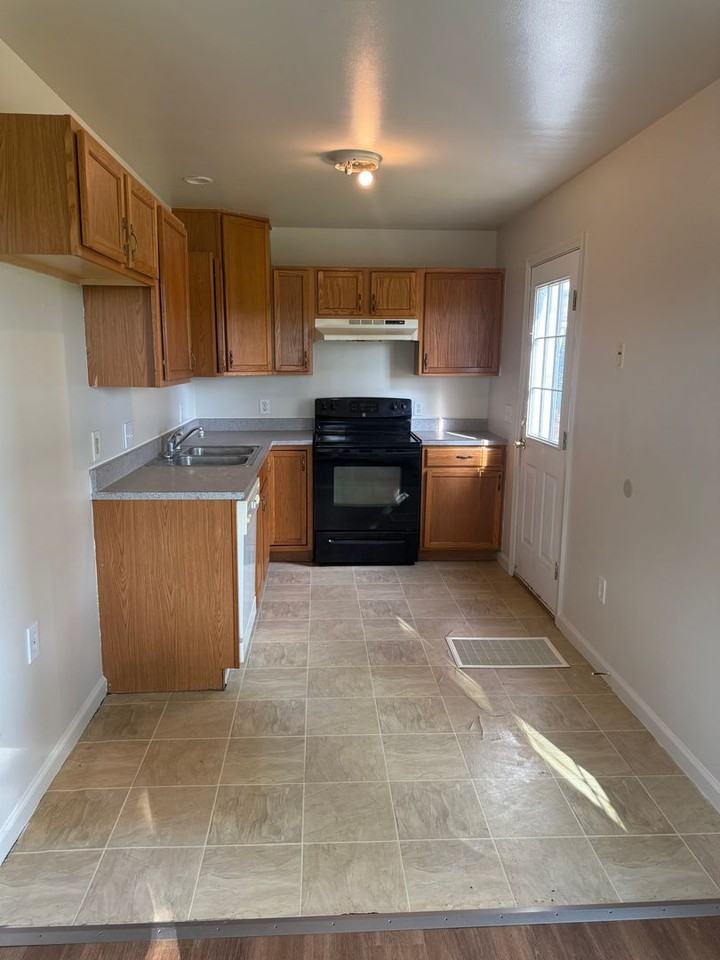 4937 Byers Road - Photo 6 of 25