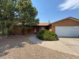 featured image of 4801 Parsifal St Ne