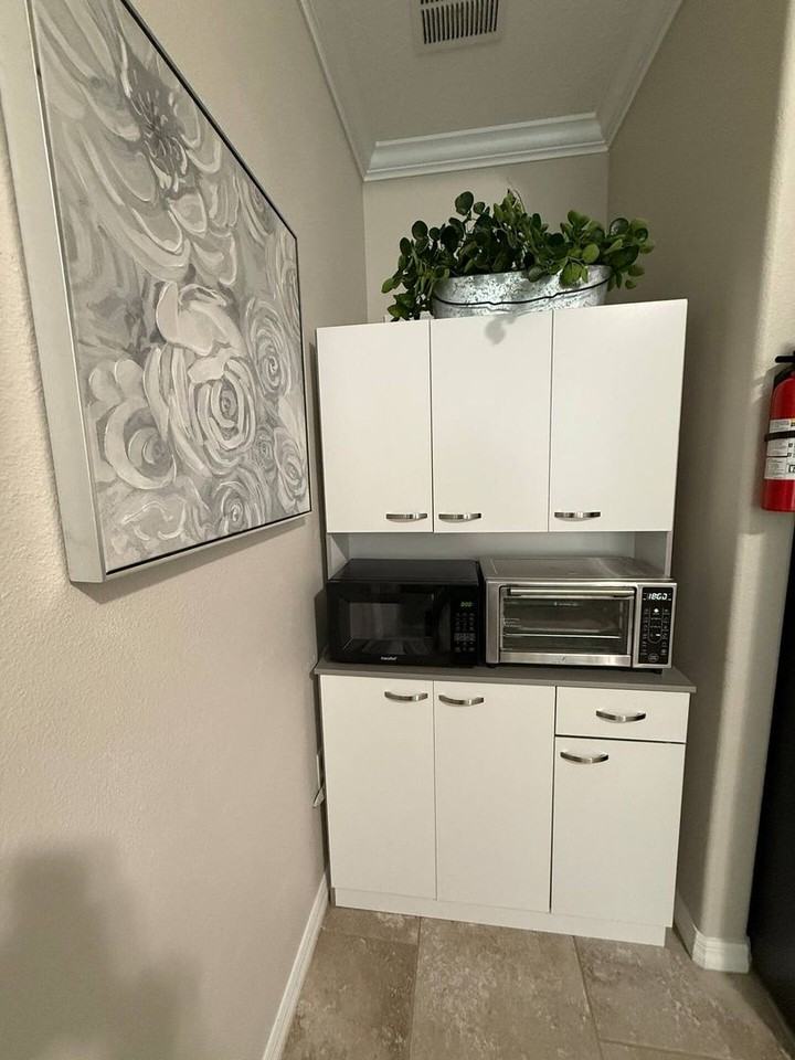 1961 Partin Terrace Road - Photo 4 of 13