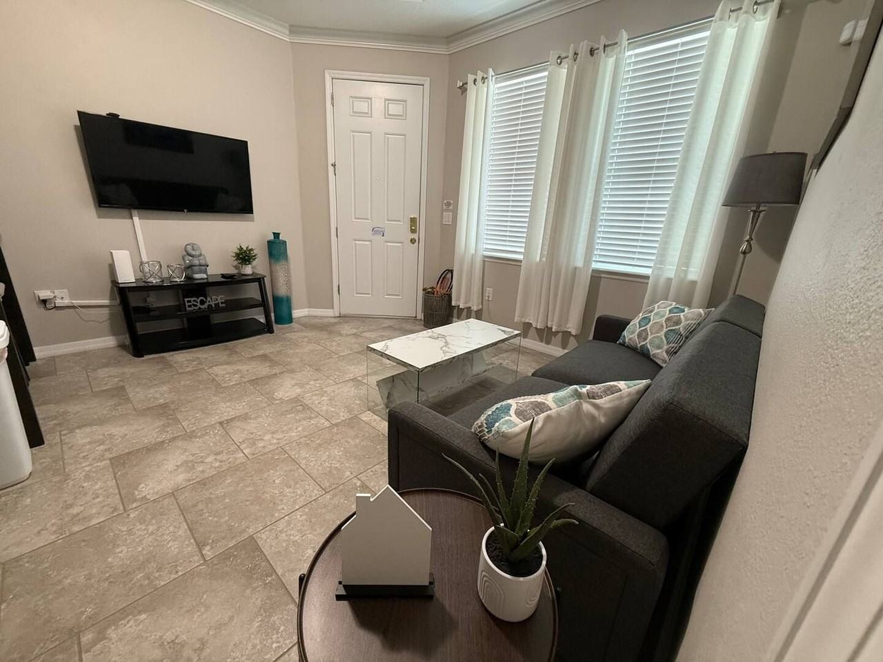 1961 Partin Terrace Road - Photo 6 of 13