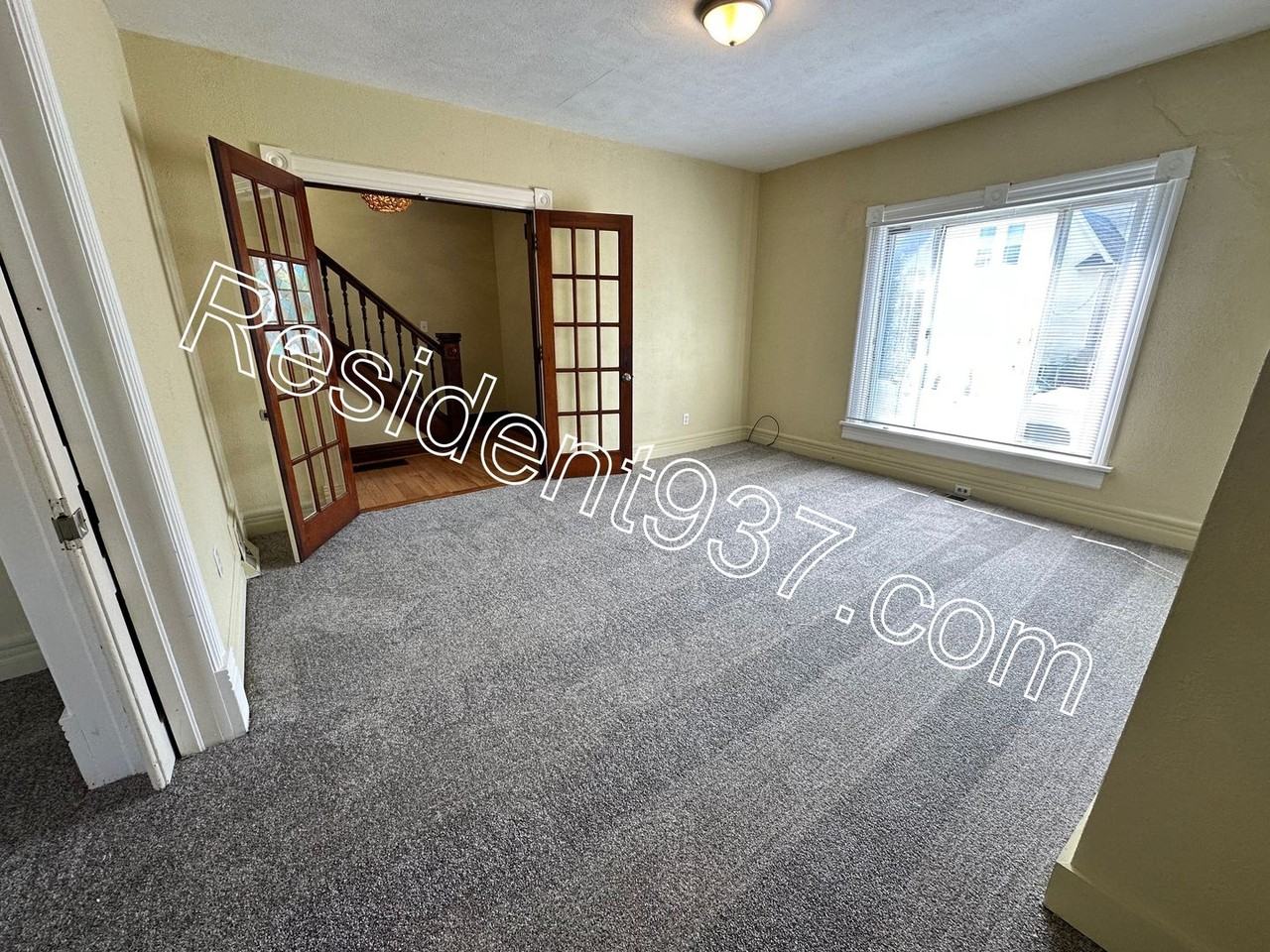 37 Bierce Ave - Photo 3 of 22