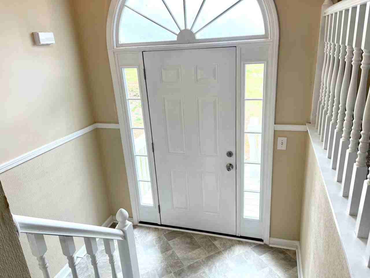 5614 Ryan Way - Photo 3 of 24