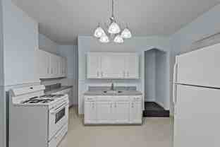 565 6th St - Photo 1 of 1