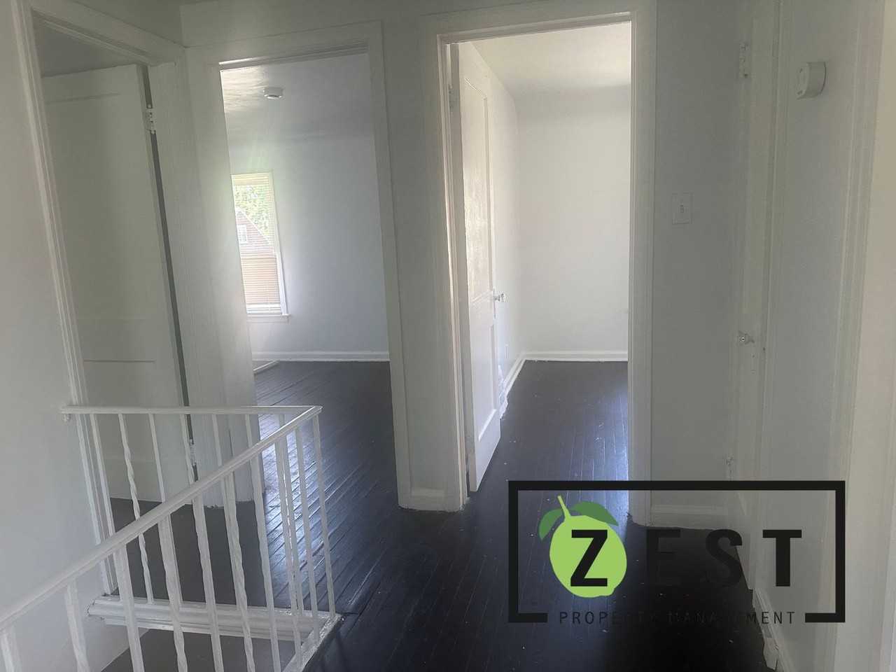 10592 Somerset Ave - Photo 6 of 13