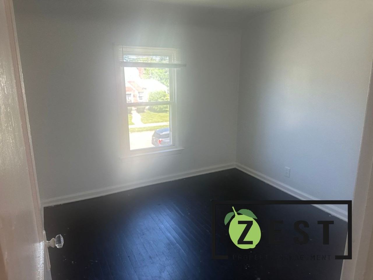 10592 Somerset Ave - Photo 7 of 13