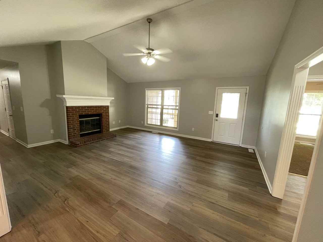 401 Warriors Way - Photo 5 of 20