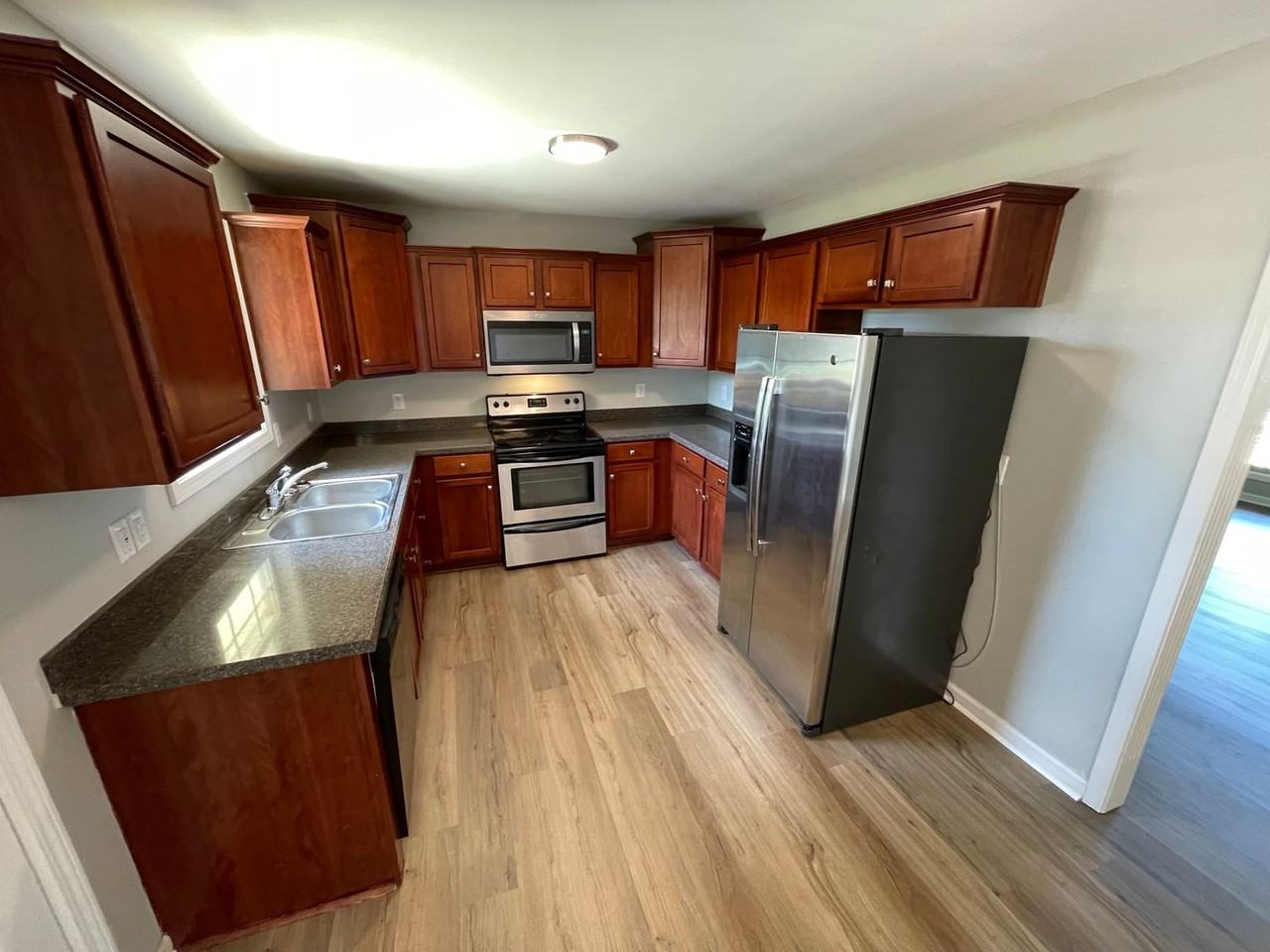 401 Warriors Way - Photo 3 of 20