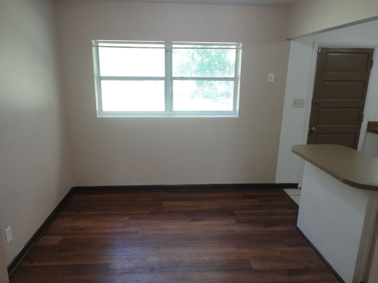 2220 Southeast 44th Terrace - Photo 6 of 17