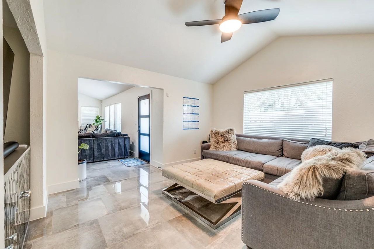 3529 Cedarplaza Ln - Photo 2 of 12