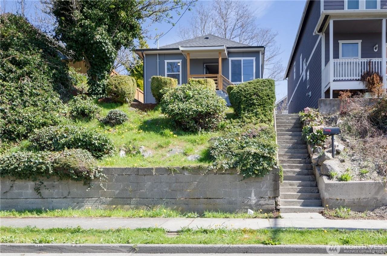 4140 38th Ave S - Photo 2 of 22