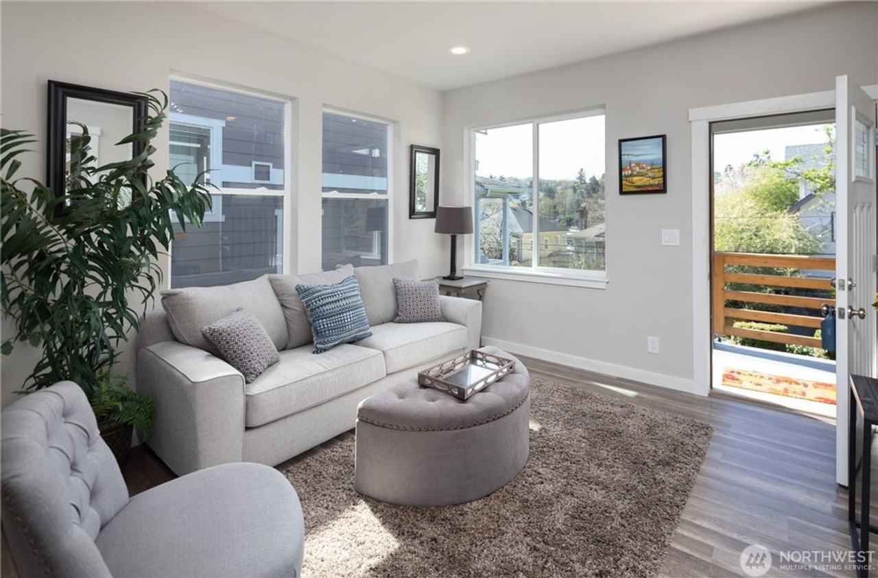 4140 38th Ave S - Photo 5 of 22