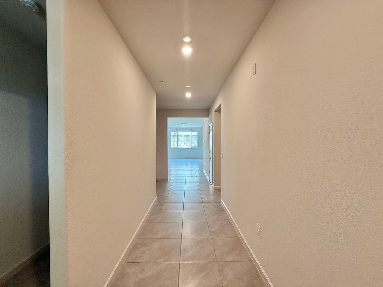 2350 Hibiscus Dr - Photo 2 of 18