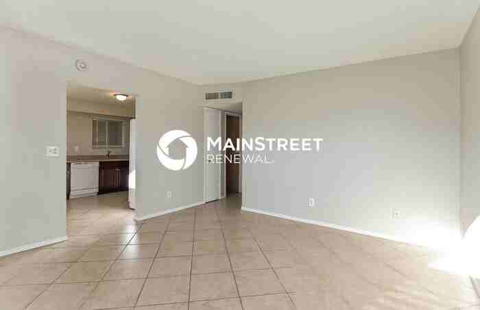 4025 N 4th Ave - Photo 3 of 16