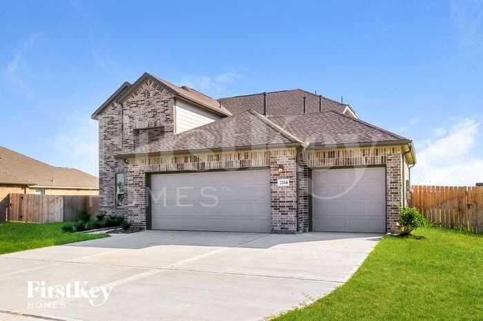 7214 Hillside Ave - Photo 2 of 15