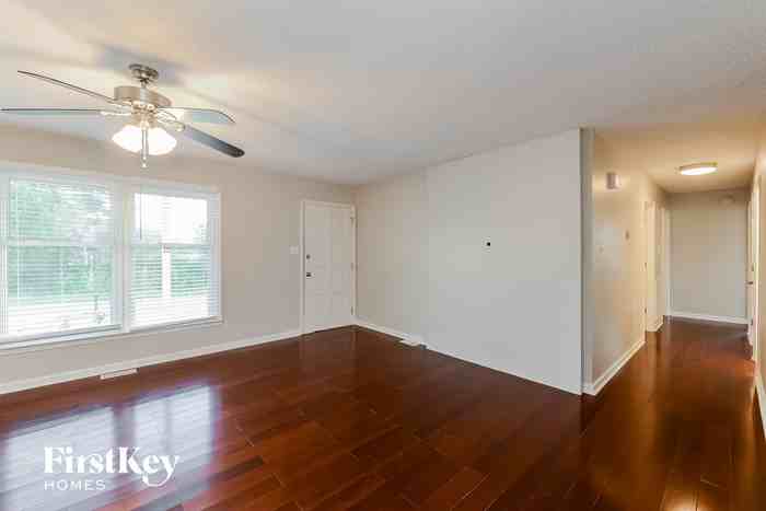 4210 Huff Rd - Photo 3 of 15