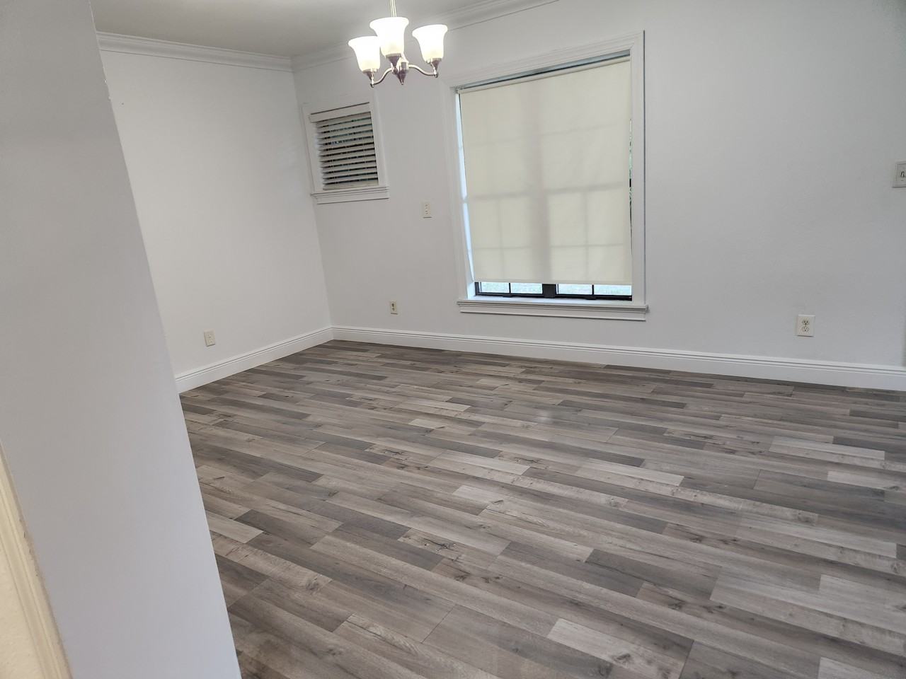 1005 N Bracewell Dr #NA - Photo 4 of 31