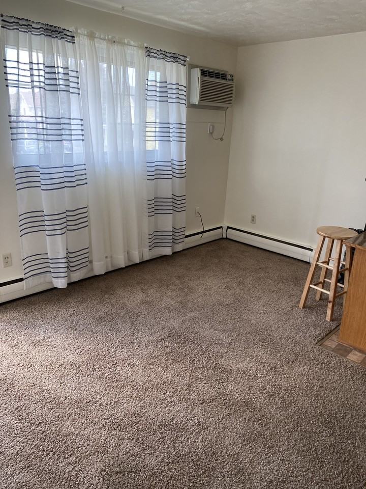 420 Foster St #2 - Photo 2 of 10