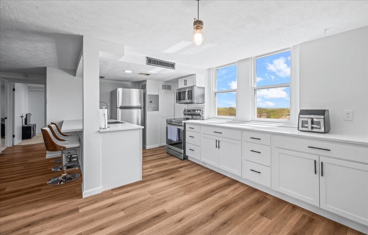 120 S 38th Ave #36 - Photo 5 of 19