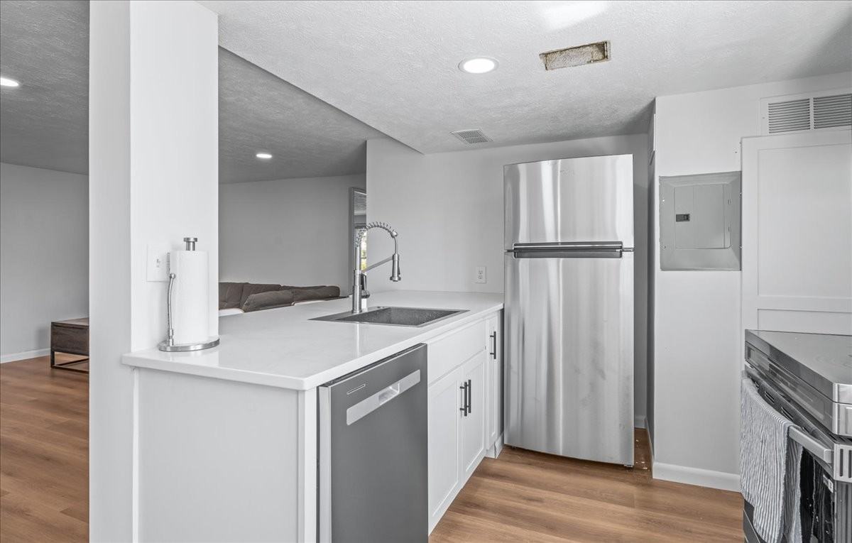 120 S 38th Ave #36 - Photo 7 of 19