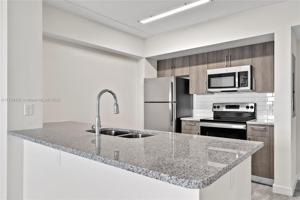 featured image of 400 Nw 112th Ave #324