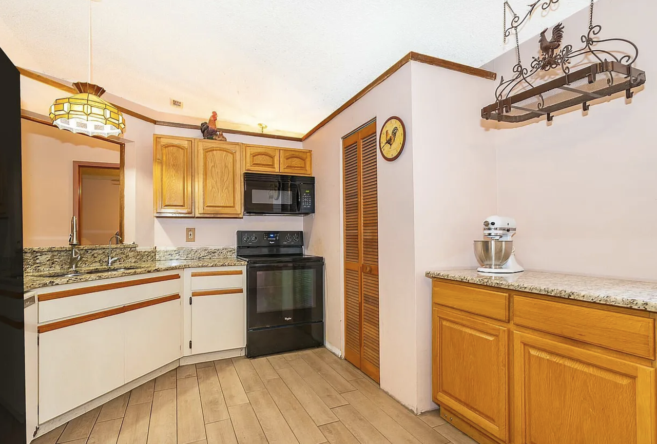 721 Highland Ave Nw #NA - Photo 7 of 20