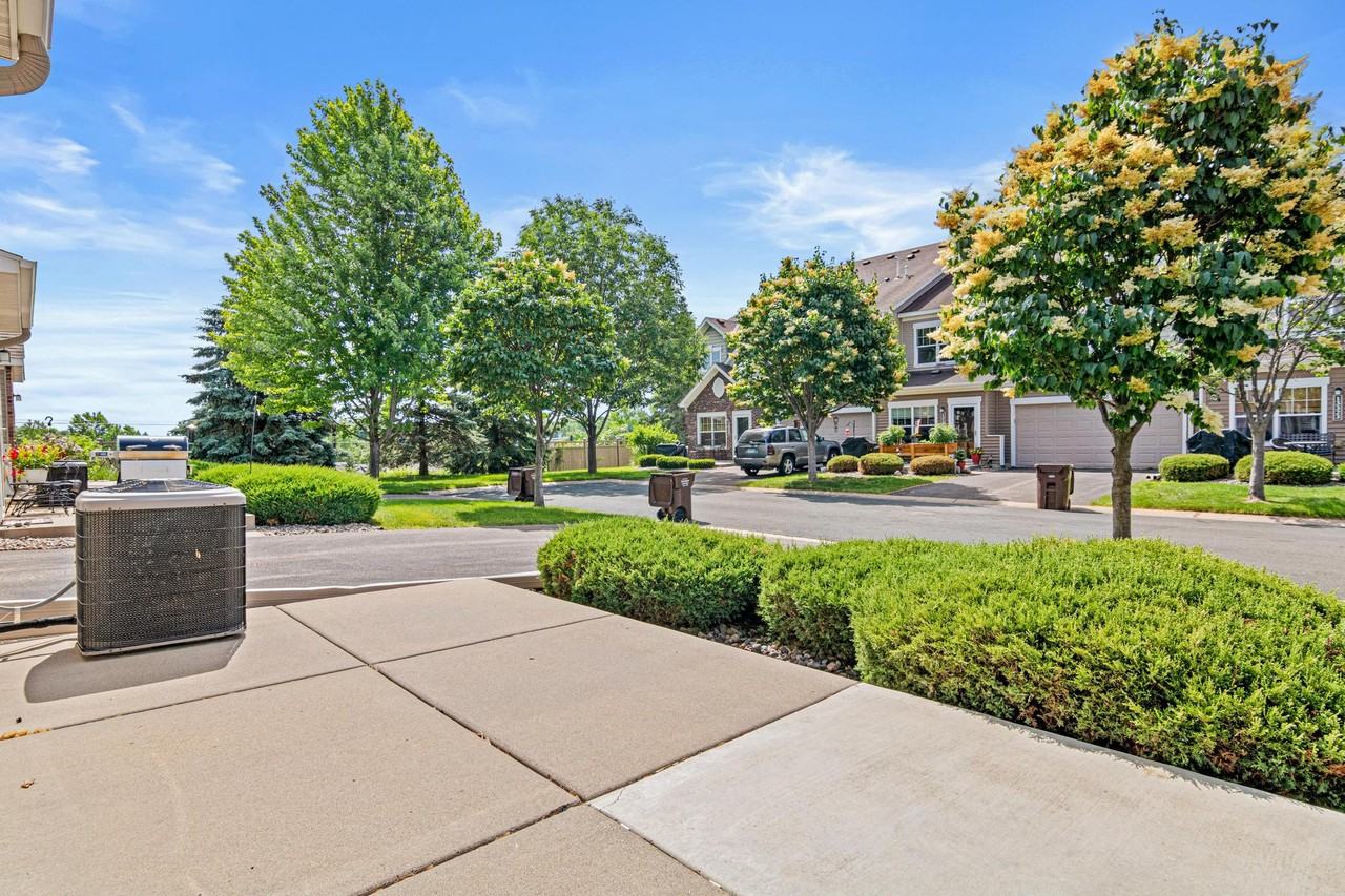 13313 Virginia Ave S #13313 - Photo 2 of 19