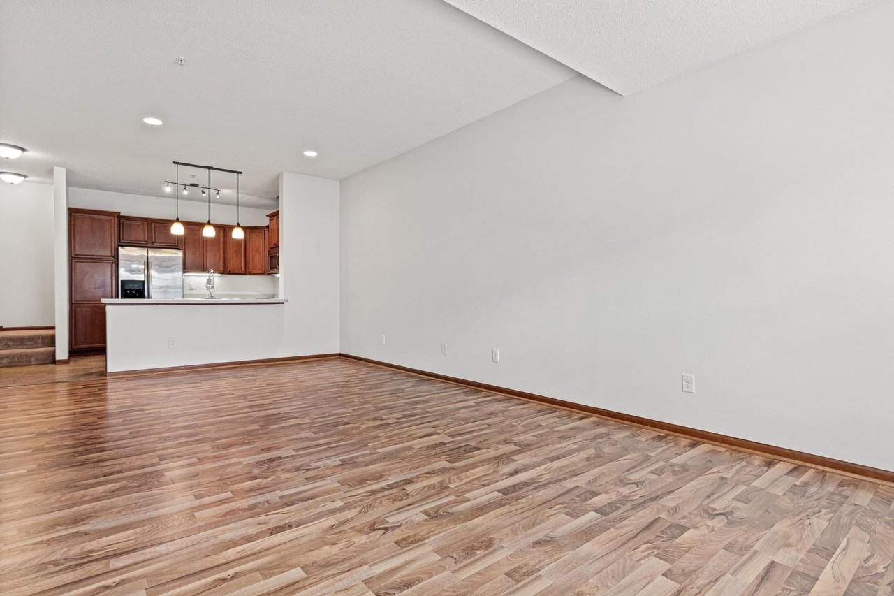 13313 Virginia Ave S #13313 - Photo 3 of 19