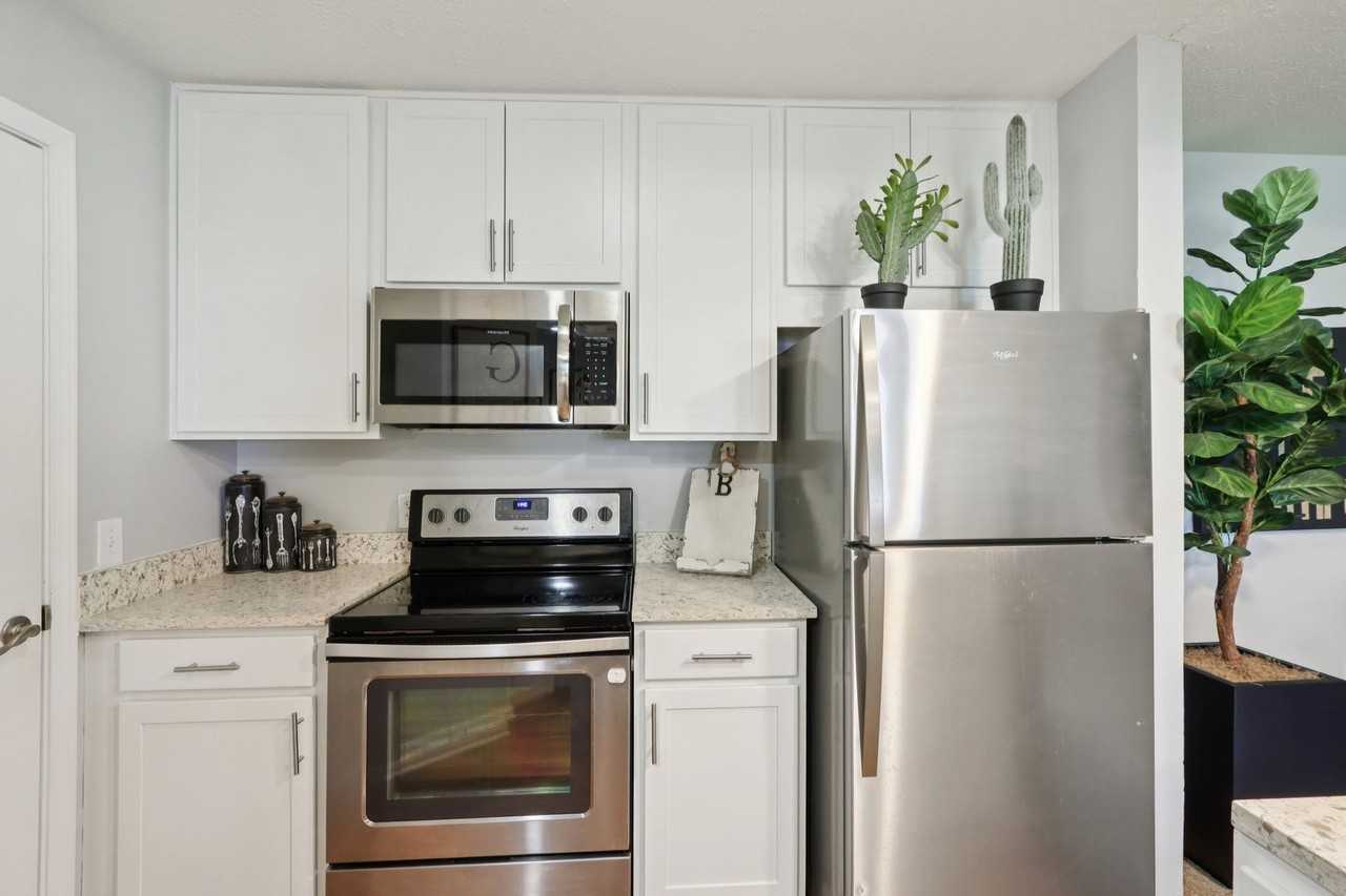 Steeplechase Apartments - Photo 6 of 50