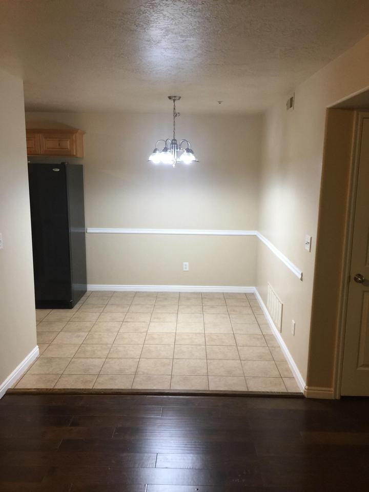 139 W Ridge Rd - Photo 7 of 13