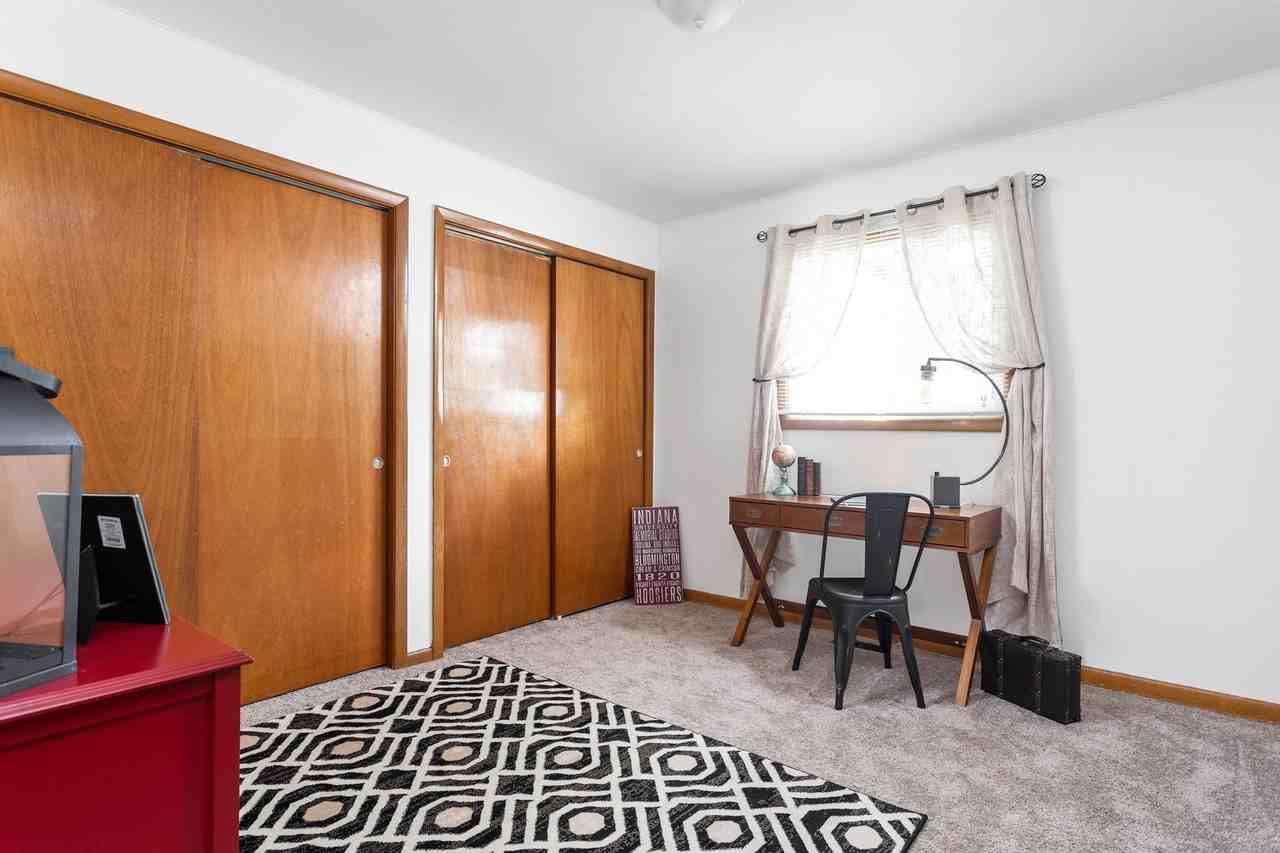 Meadow Park Apartments - Photo 4 of 38