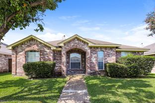2717 Bent Brook Dr - Photo 1 of 1