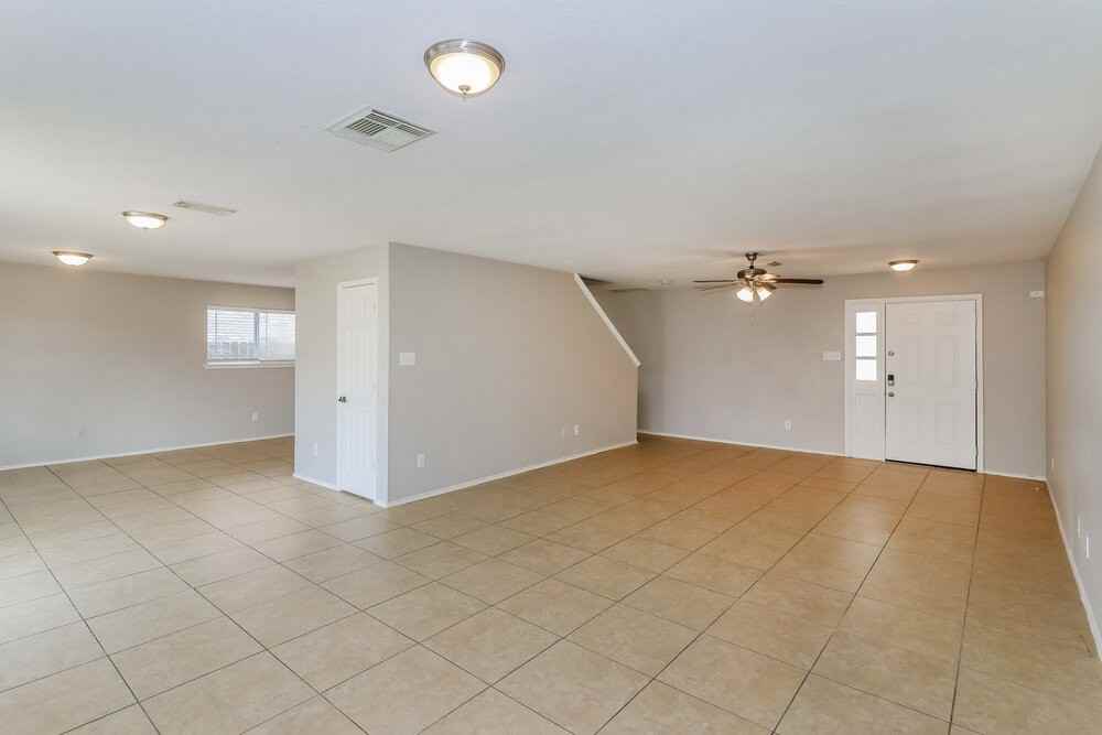 5006 Roth Forest Ln - Photo 6 of 17