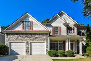 featured image of 3075 Woodbridge Ln