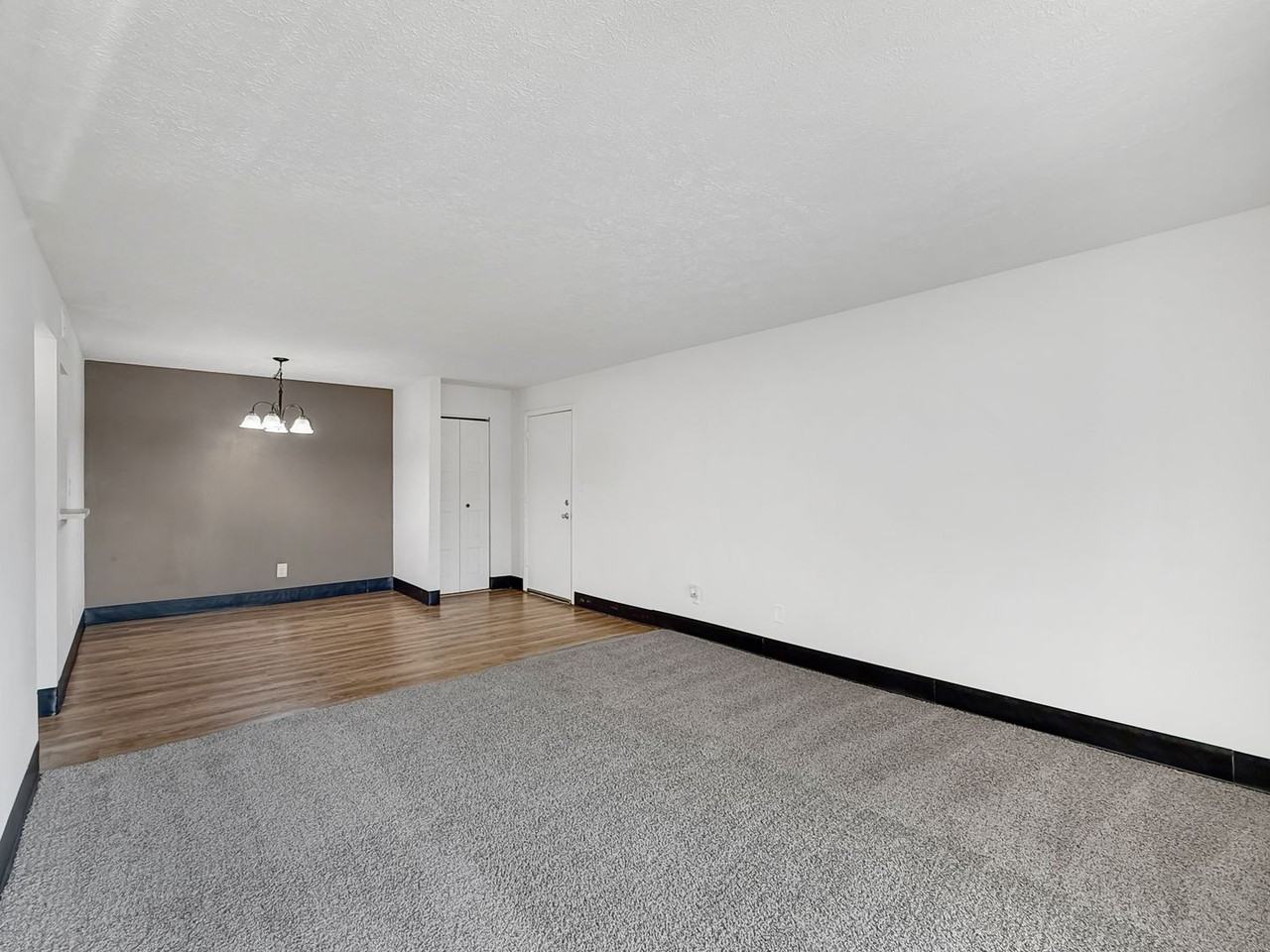 5560 East Virginia Street - Photo 6 of 25