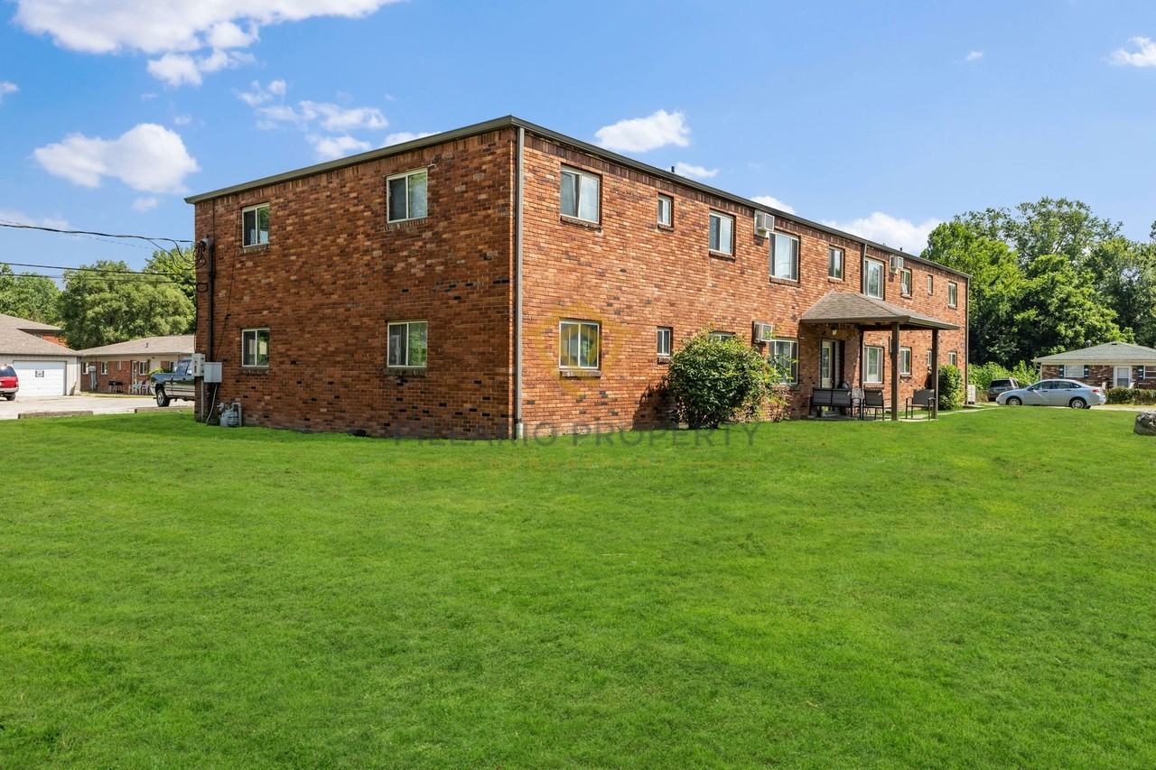 Perkins Apartments - Photo 5 of 13