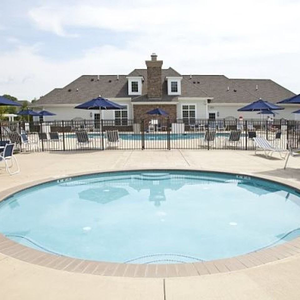 The Apartments At Weatherby - Photo 7 of 50