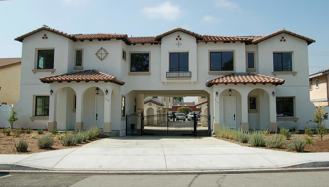 425 W Duarte Rd ##413a - Photo 1 of 1