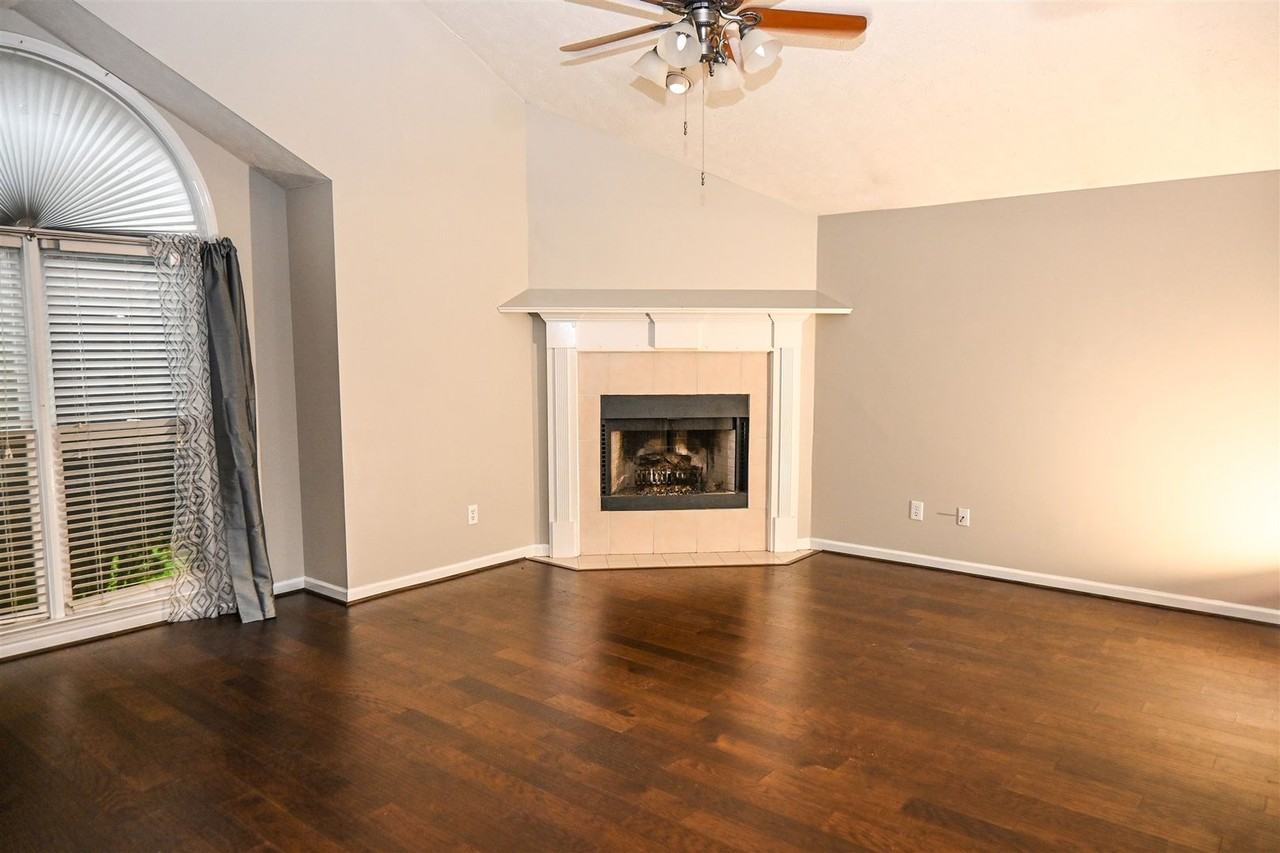 332 W Pine Dr - Photo 5 of 23
