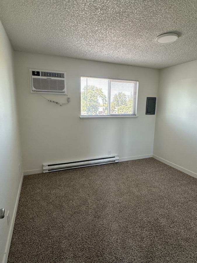 150 S Wilbur Ave - Photo 7 of 9