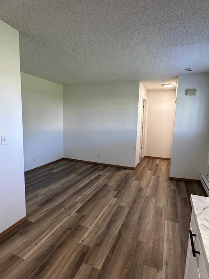 150 S Wilbur Ave - Photo 3 of 8