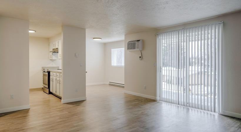 5111 S Regal St - Photo 2 of 24